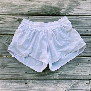 lululemon hotty hot short 4”